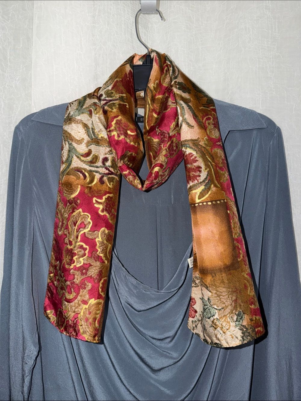 NY STUDIO Vintage Rare Pink Gold Rust Green Jacquard Floral Textured Silk Scarf